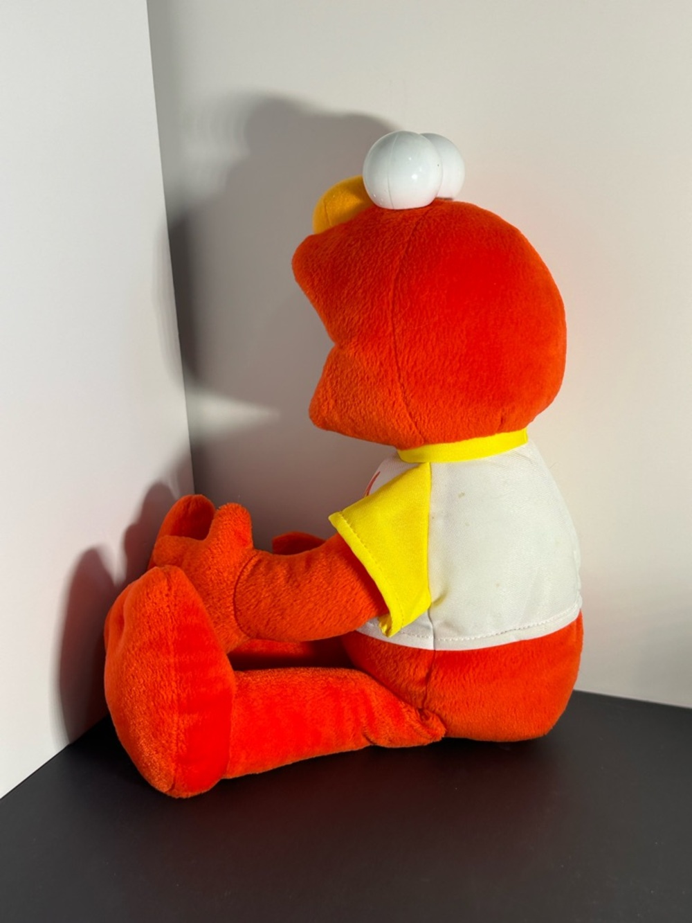 2005 Fisher-Price Sesame Street Elmo Plush Toy - Picture 3 of 7